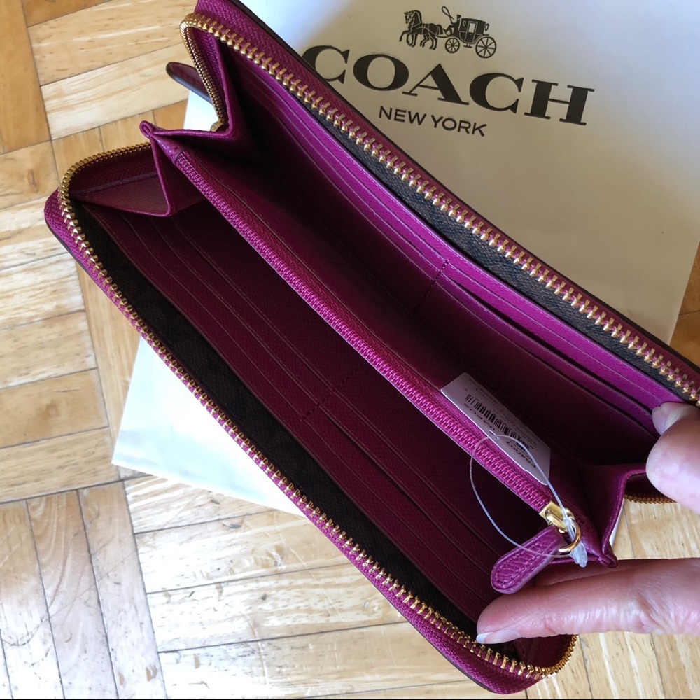 Coach Magenta Zip Around Leather Wallet - Picture 4 of 4